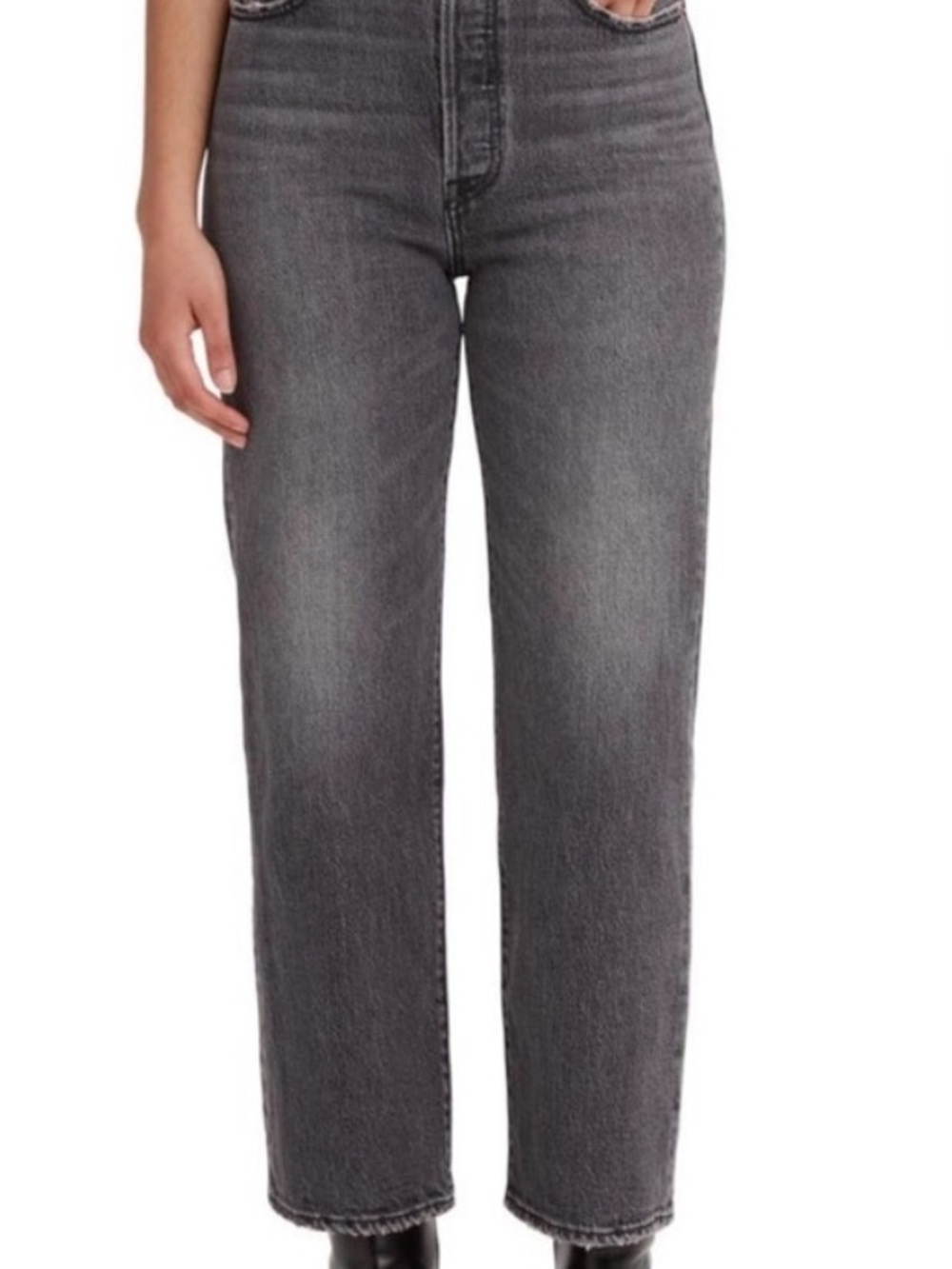 Leviโs Ribcage Straight Ankle Women's Jeans